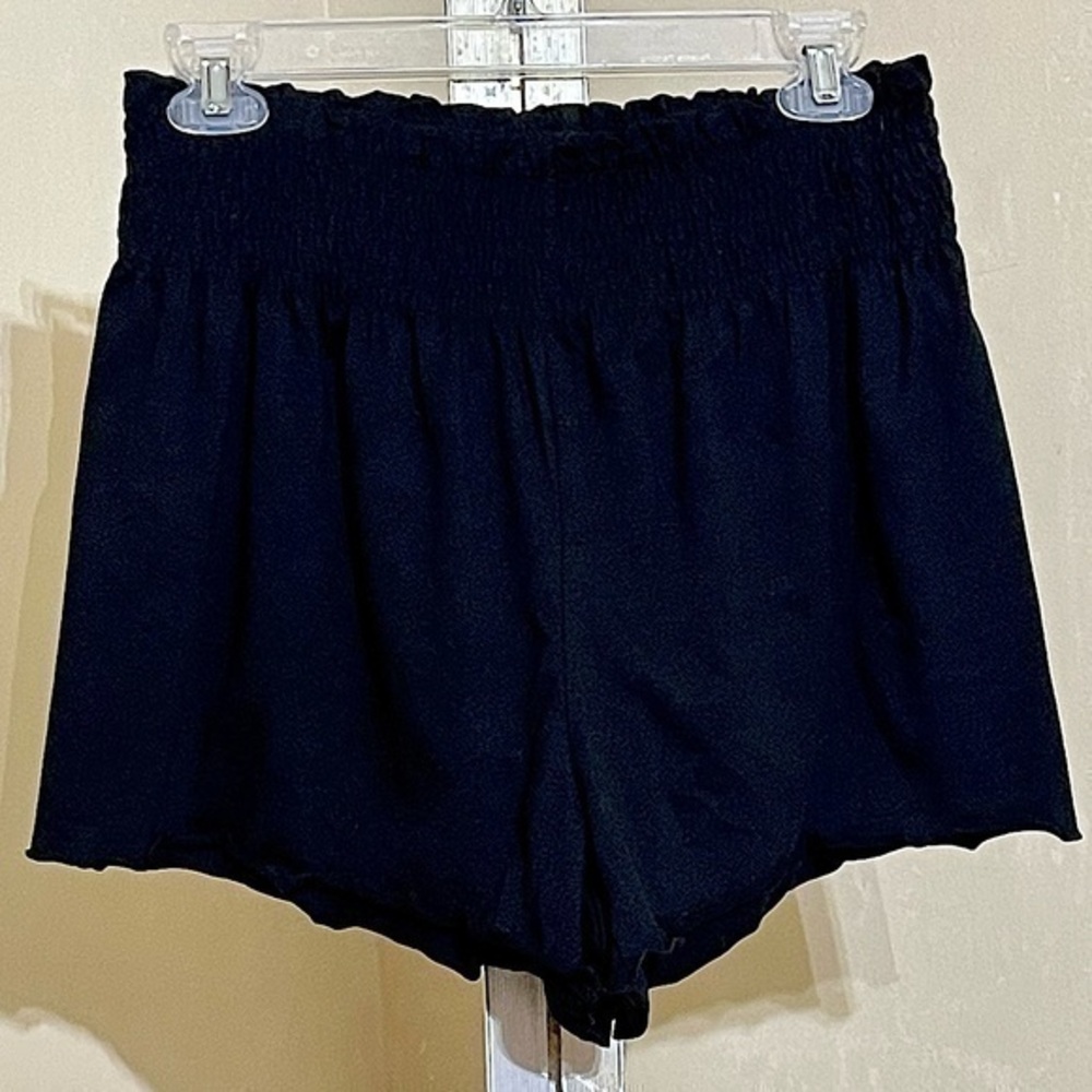 SHEIN SZ4 BLACK SMOCKED WOMENS SHORTS